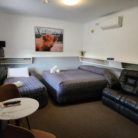 Calder Family Motel Bendigo Exteriör bild