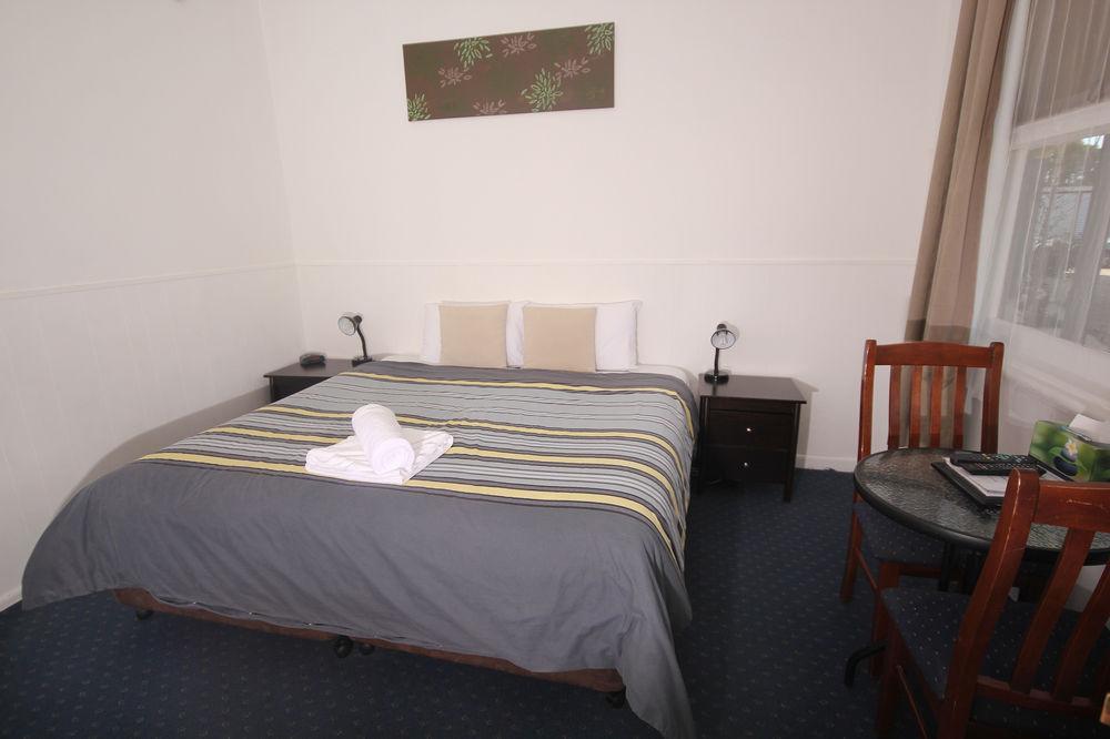 Calder Family Motel Bendigo Exteriör bild